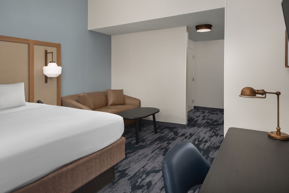 Fairfield Inn & Suites by Marriott Roanoke Hollins I 81 - photo 17