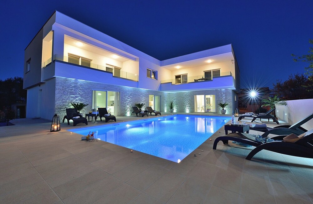 Luxury Apartments Marija — 4-Star Luxury Hotel in Sukosan, Croatia