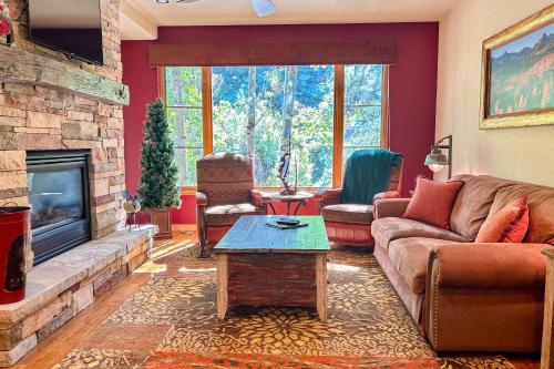 Aspenwood Lodge Unit 203 — 4-Star Luxury Hotel in Edwards, United States