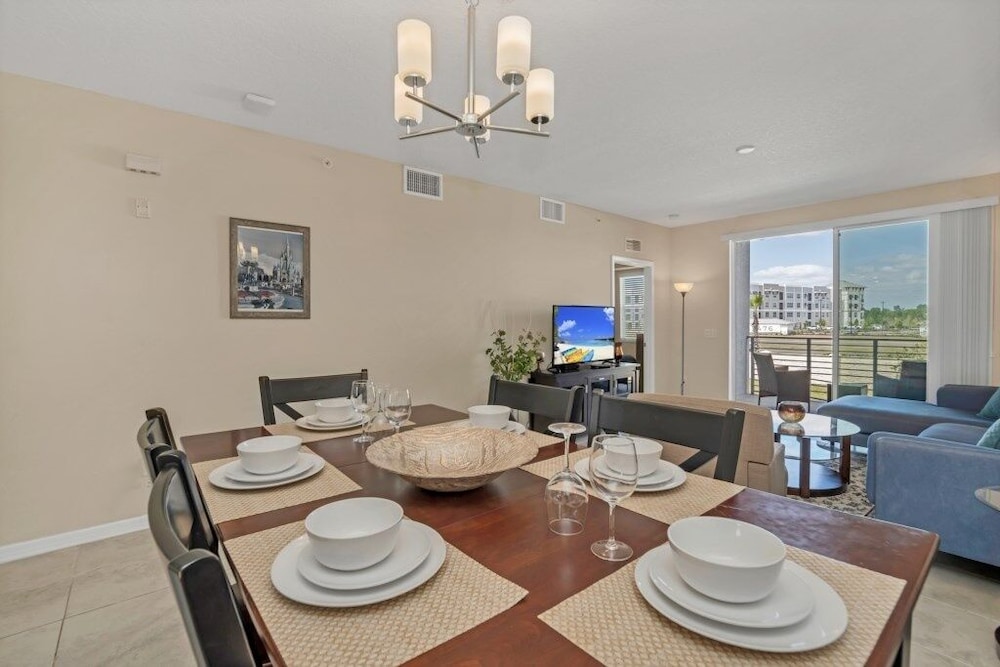 Voted #1 Resort Storey Lake Water Park 2 Bedroom Townhouse by Redawning - photo 23