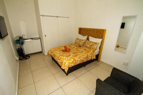 Lodge Luxe Cozy Bedrooms Free WiFi Robust Security