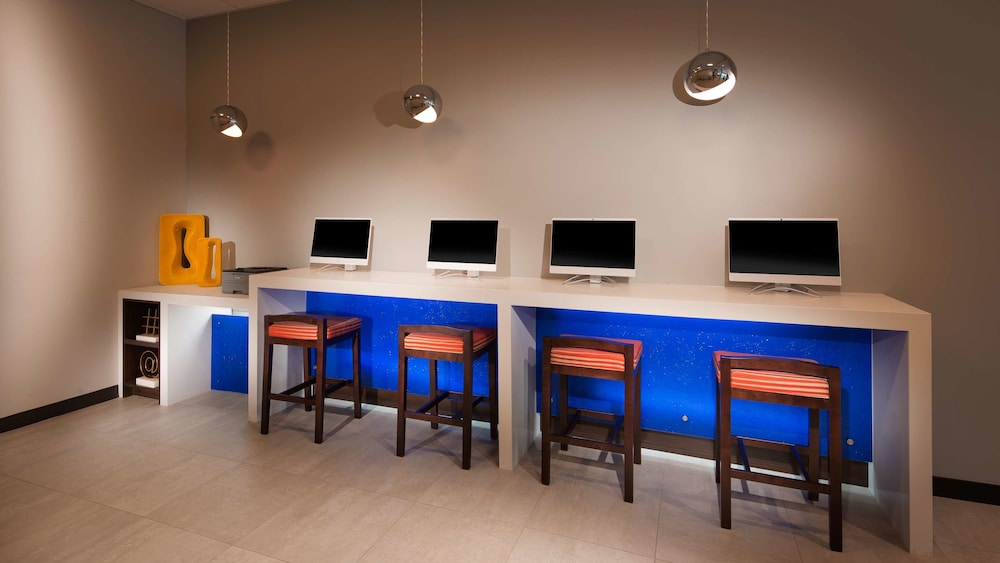 GLō Best Western Nashville Airport - photo 20
