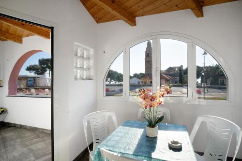 Casa bici sole e mare — 4-Star Luxury Hotel in San Lorenzo Al Mare, Italy