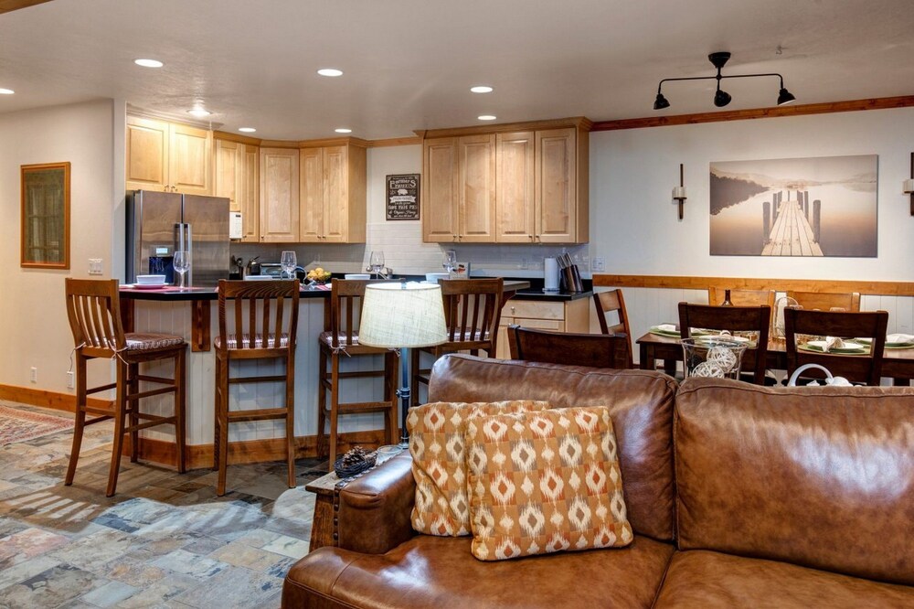 Abode at Silver Oak - photo 20