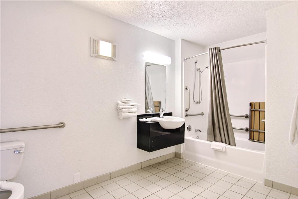 Motel 6 Middleburg Heights OH Cleveland - photo 21