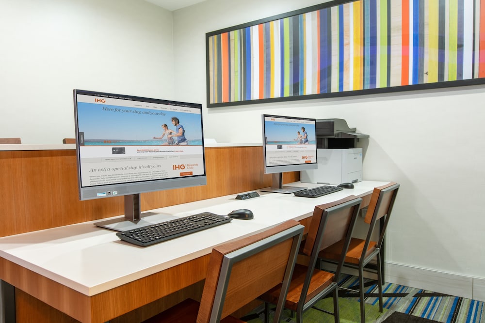 Holiday Inn Express Hotel & Suites Seaside Convention Center by IHG - photo 43