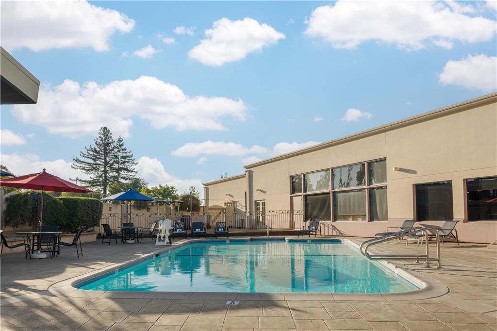Best Western Petaluma Inn - photo 9