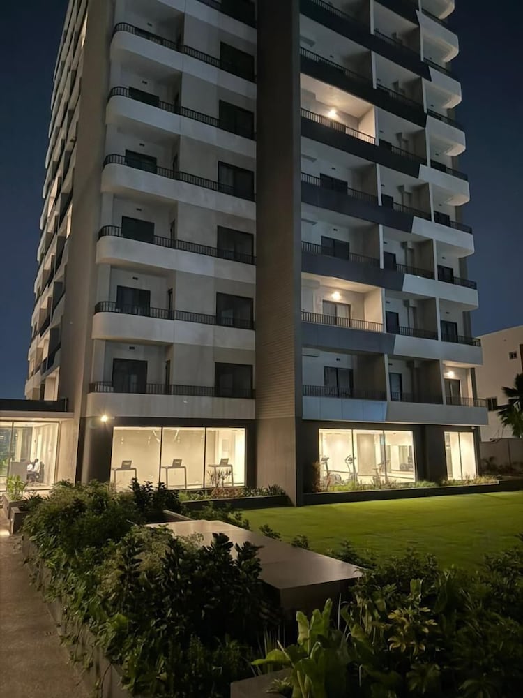 Bantree Luxury Apartments by Cozy — 4-Star Luxury Hotel in Accra, Ghana