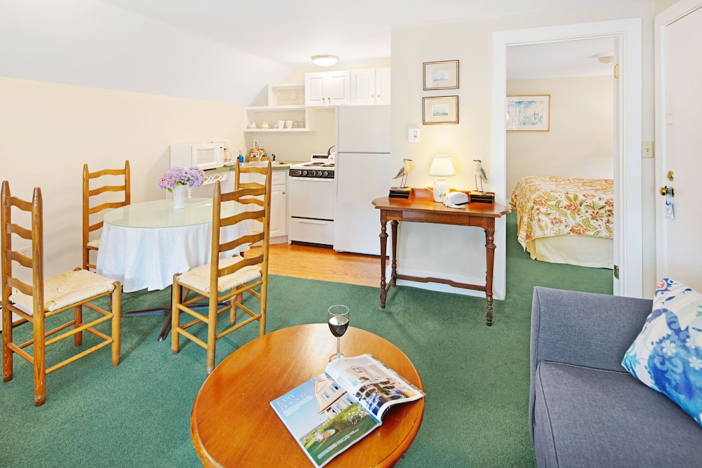 The Lightkeepers Inn - photo 18