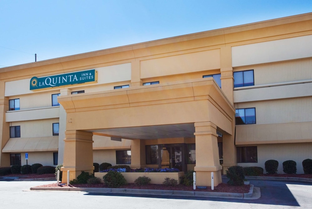 Travelodge by Wyndham Columbus State University - photo 3