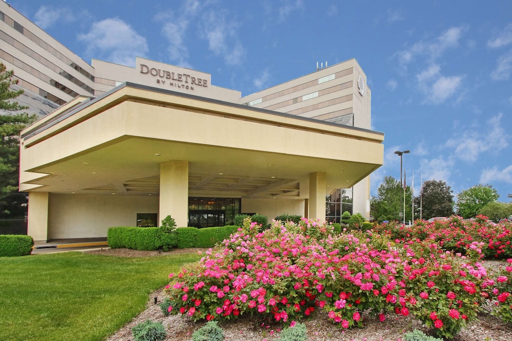 DoubleTree by Hilton Hotel Newark Airport - photo 81