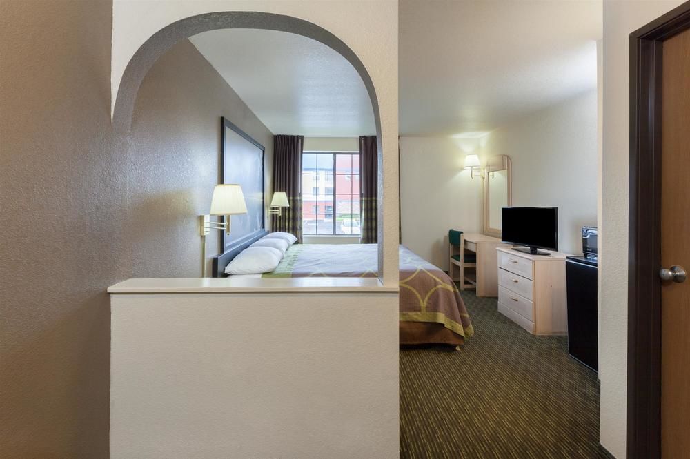 Super 8 By Wyndham Tulsa Downtown East - photo 21