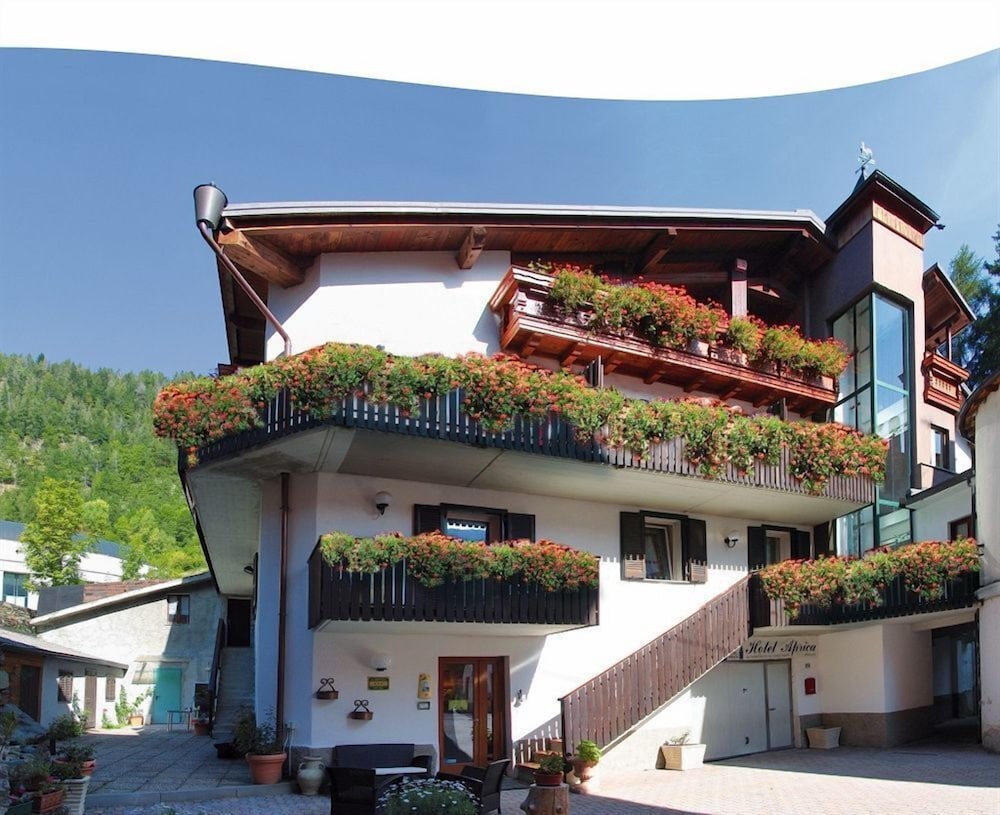 Albergo Aprica Garni — hotel in Aprica