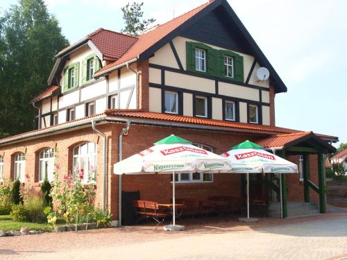 Dom pod Kogutem — hotel in Pasym