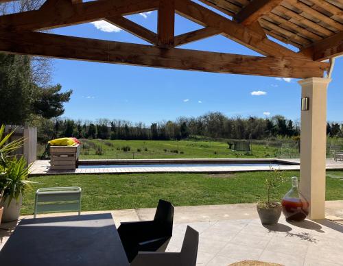 Moderne Confort Familial Piscine Naturelle 11mx3m in Pezenas, France