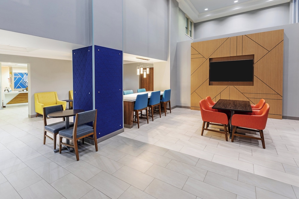 Holiday Inn Express & Suites Vicksburg by IHG - photo 61