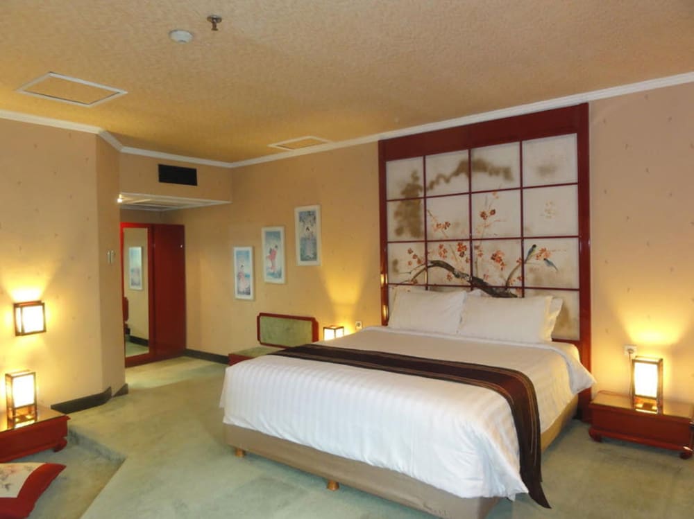 Regent’s Park Hotel in Malang, Indonesia