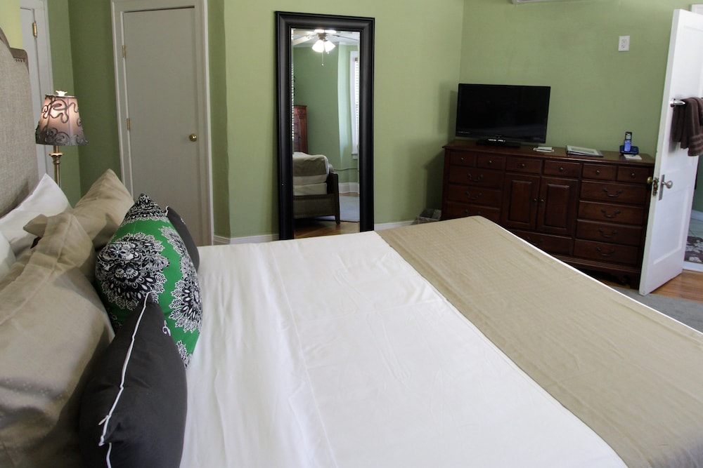 Princess Anne Boutique Hotel - photo 11