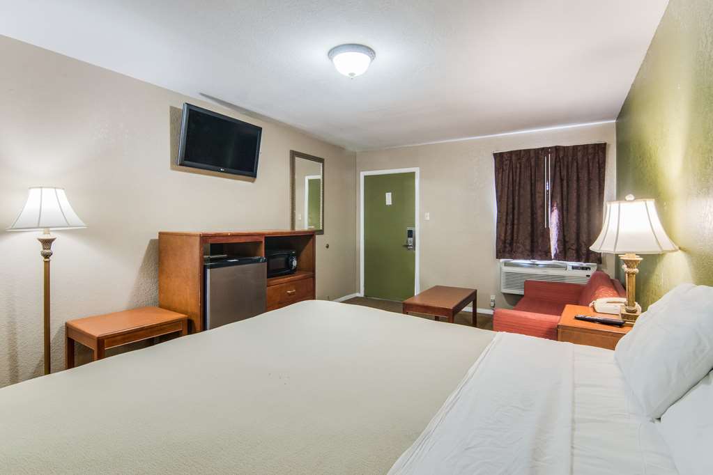 Americas Best Value Inn Baird - photo 13