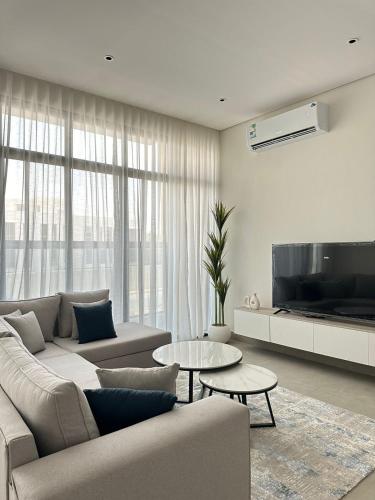 Luxury Modern Apartment with Gym and Lounge — 5-Star Luxury Hotel in Riyadh, Saudi Arabia