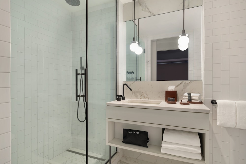 Hotel Indigo Williamsburg Brooklyn by IHG - photo 25