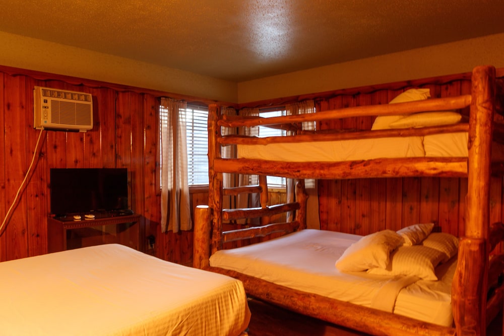 Kern Lodge Kernville - photo 26