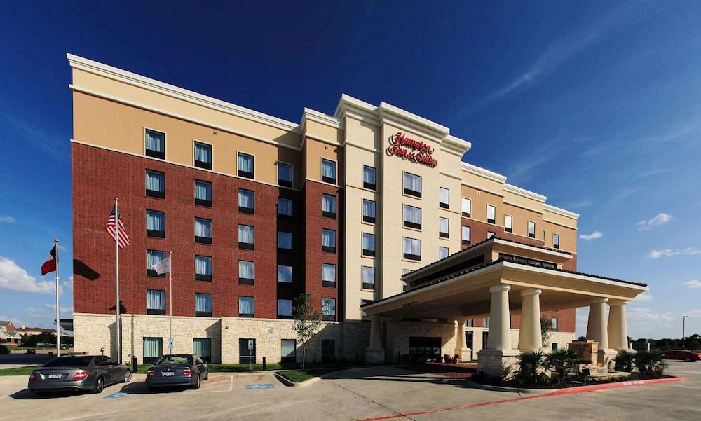 Hampton Inn & Suites Dallas Lewisville Vista Ridge Mall TX - photo 46