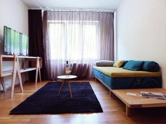 Living in Aparthotel in Oradea, Romania