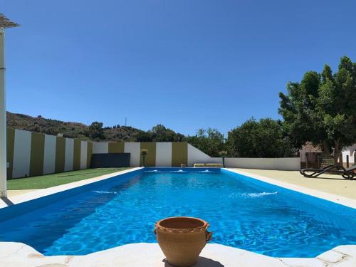 Casa Rural Humberto con 3 dormitorios — 4-Star Luxury Hotel in Malaga, Spain