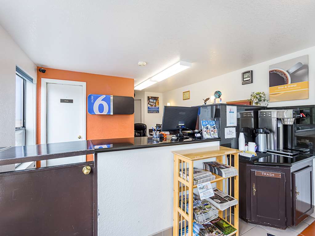 Motel 6 Gold Beach - photo 27