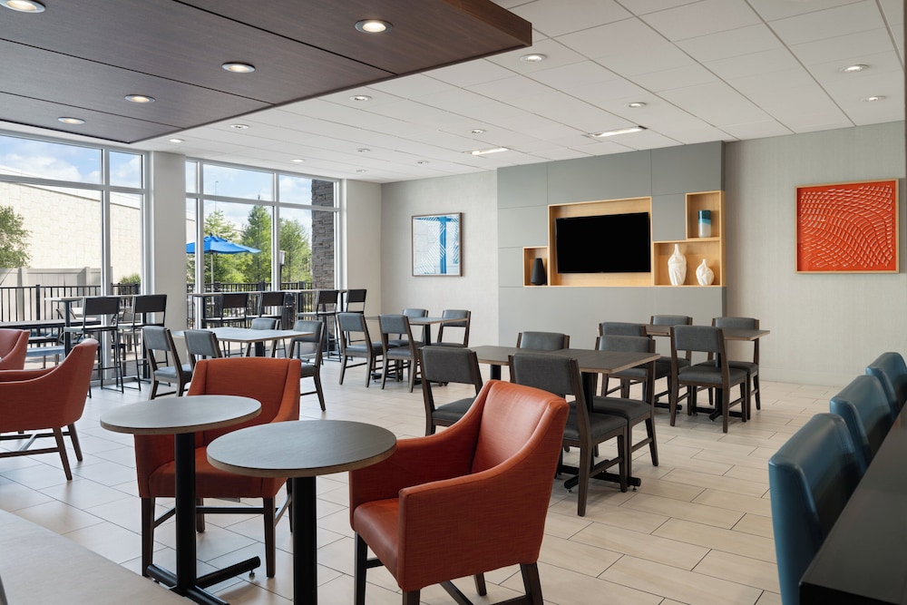 Holiday Inn Express & Suites Tampa East Ybor City by IHG - photo 29