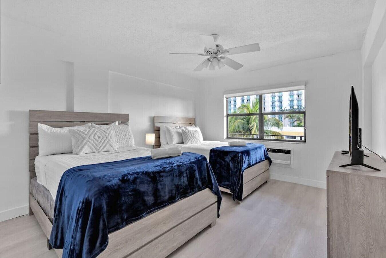 Hollywood Beachfront Apartment — 4-Star Luxury Hotel in Hollywood, United States