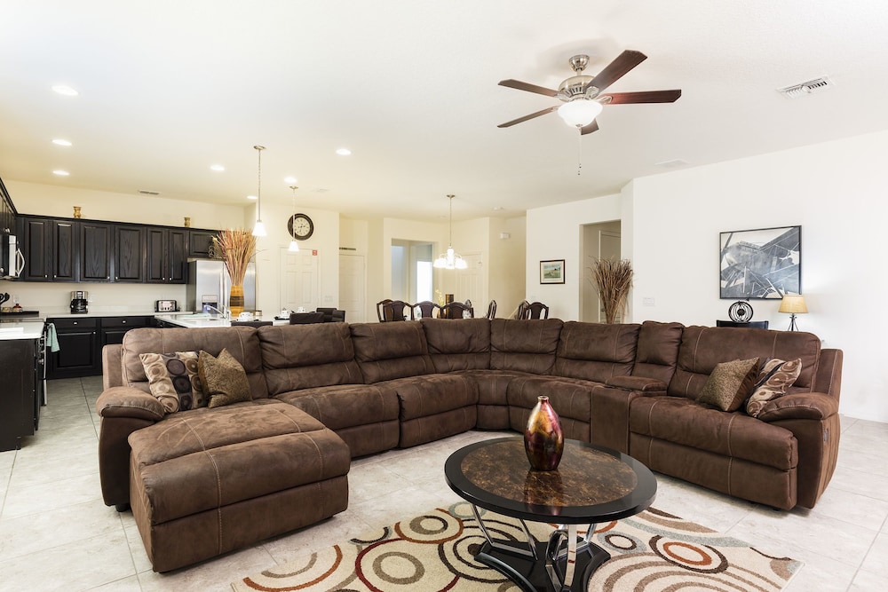 Nice 8Bd Pool Gm Spa The Dales at West Haven 946sp — hotel in Davenport