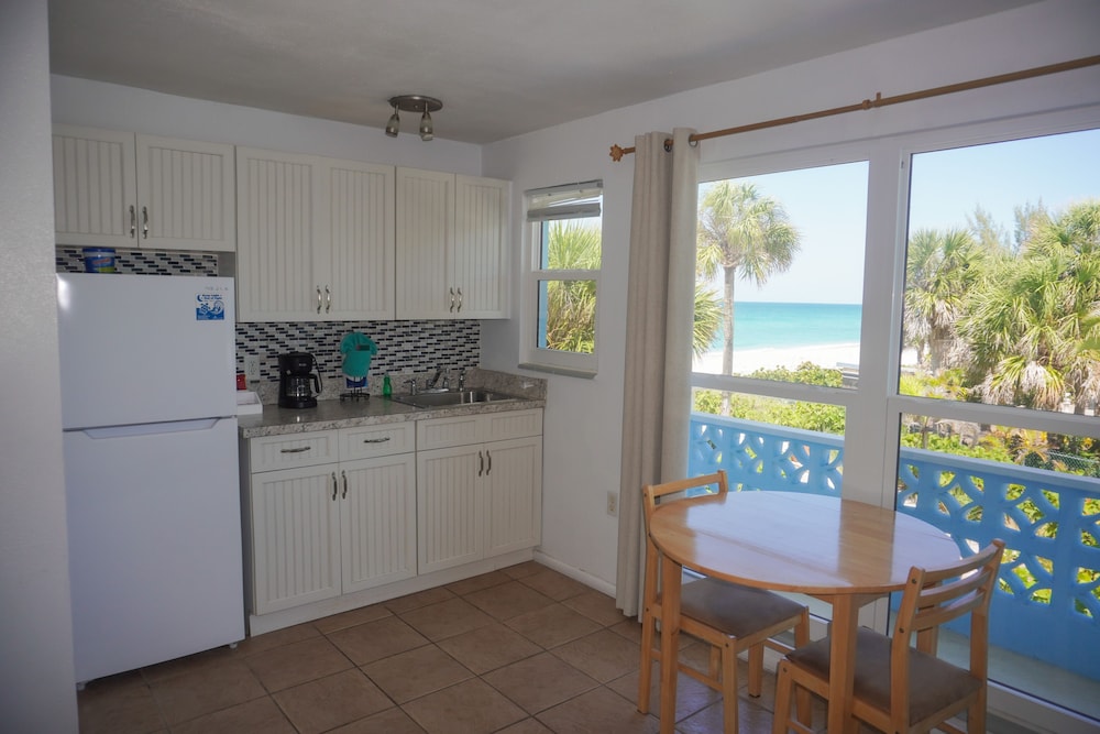 Pearl Beach Inn - photo 24