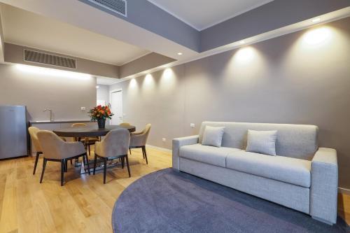 Prestige Boutique Aparthotel Piazza Duomo — 4-Star Luxury Hotel in Milan, Italy