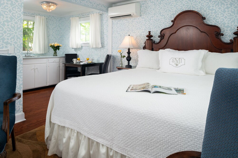 Maine Stay Inn & Cottages - photo 54