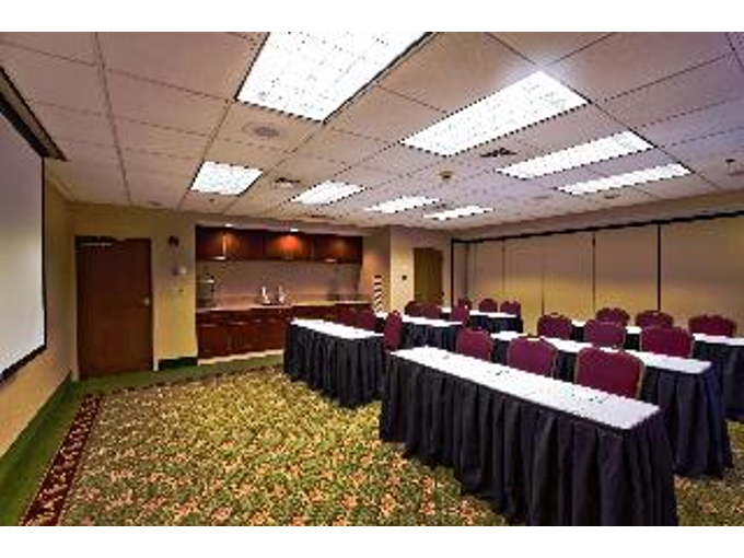 Hampton Inn Manheim - photo 8