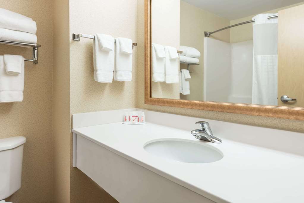 Baymont by Wyndham Fulton - photo 7