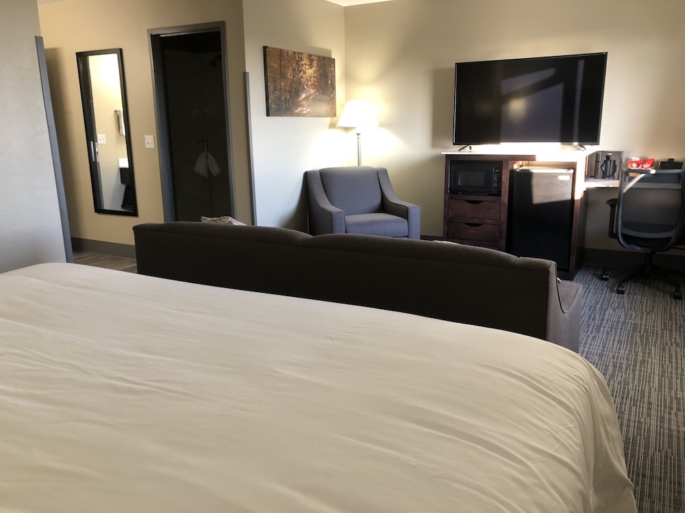 Cobblestone Inn & Suites Trenton - photo 8