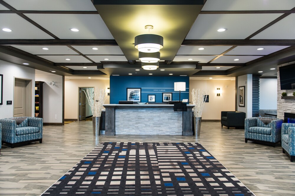 Western Star All Suites Signature Hotel — Estevan — photo 3