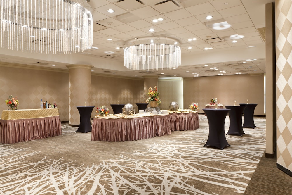 Holiday Inn Washington Capitol Natl Mall by IHG - photo 64