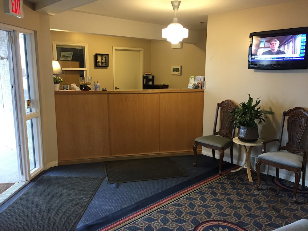 West Country Inn — Drayton Valley — photo 2