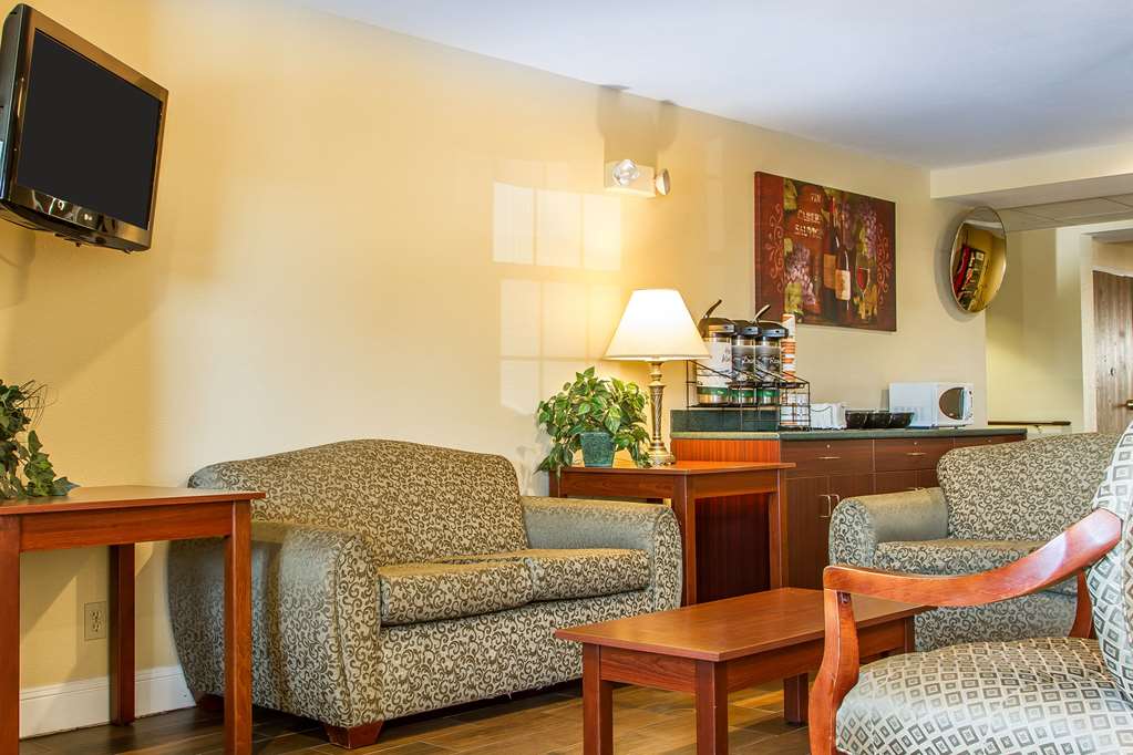 Quality Inn & Suites Santa Rosa South - photo 7