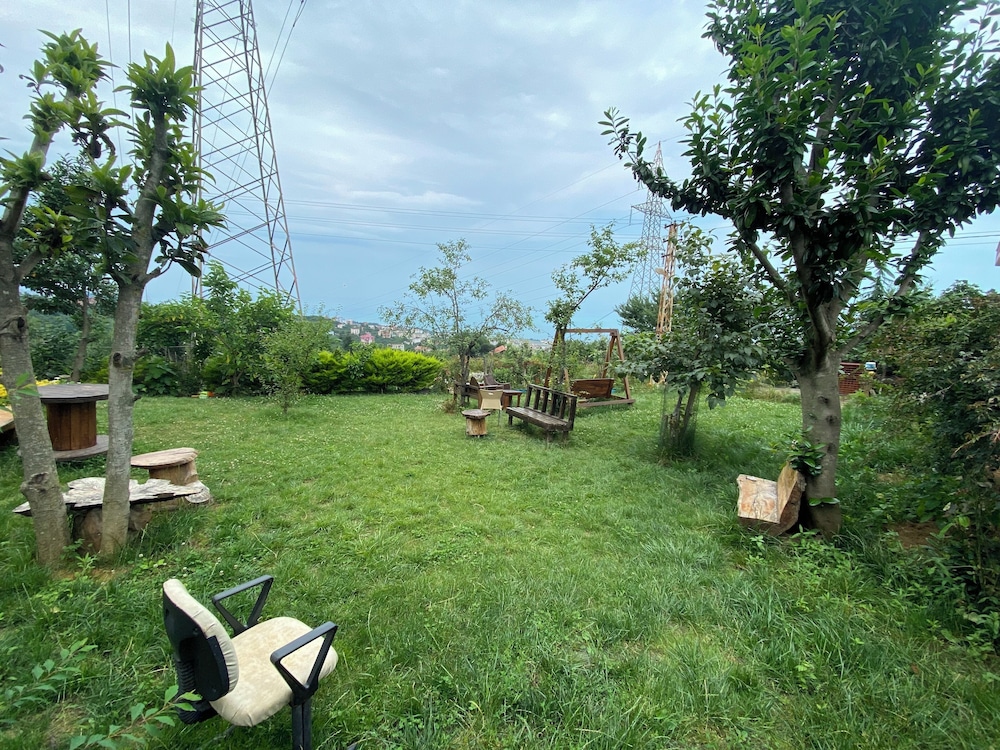 Menekse Apart 2 — 4-Star Luxury Hotel in Trabzon, Turkey