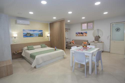 Theos Holidays Apartments — 4-Star Luxury Hotel in Giardini-Naxos, Italy