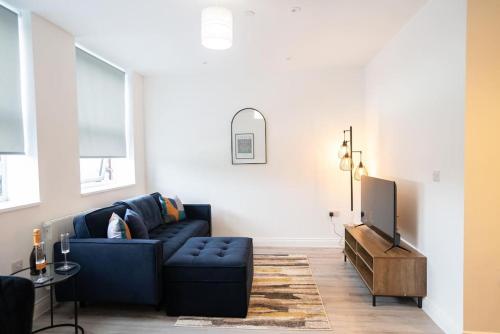 Luxury 1 Bed Flat Free Parking — 4-Star Luxury Hotel in Solihull, United Kingdom