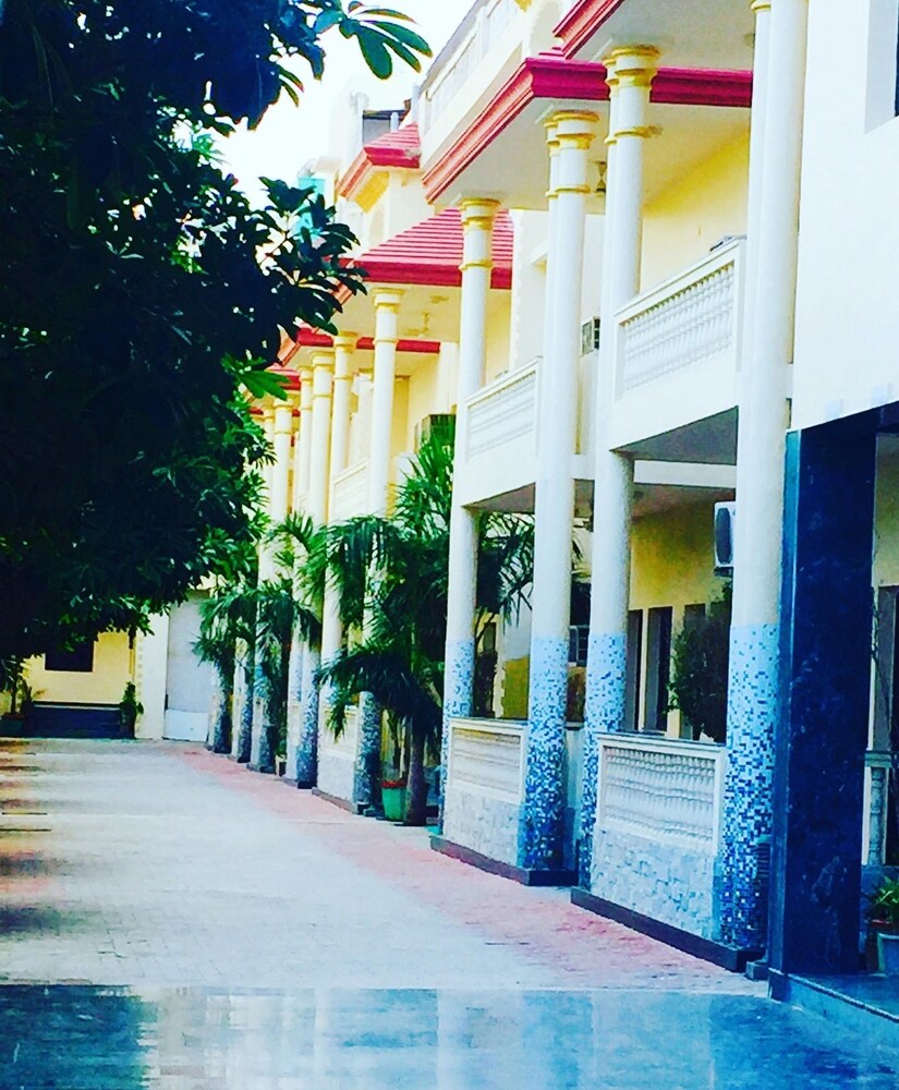 Kridha Residency — Vrindavan — photo 3