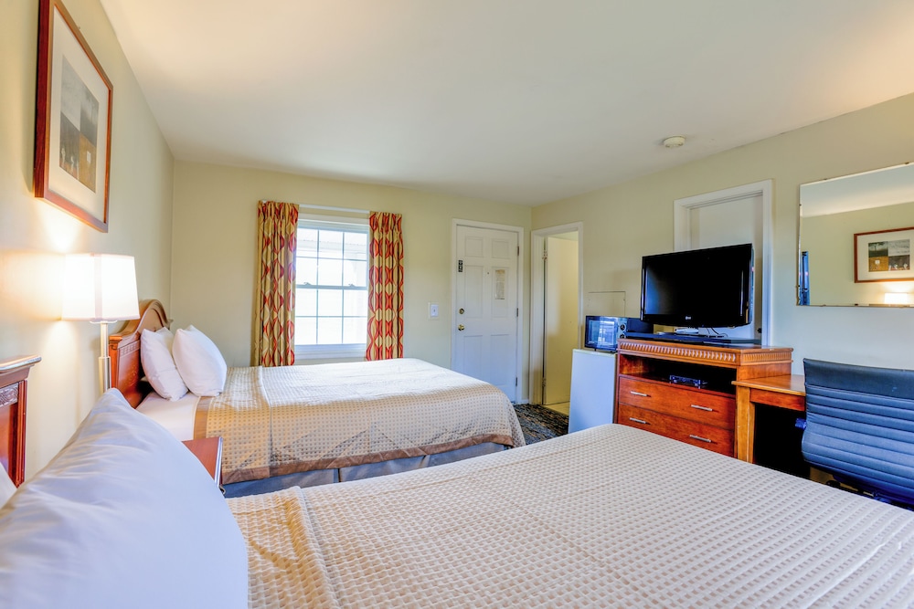 Relax Inn By OYO Natural Bridge I 81 - photo 15