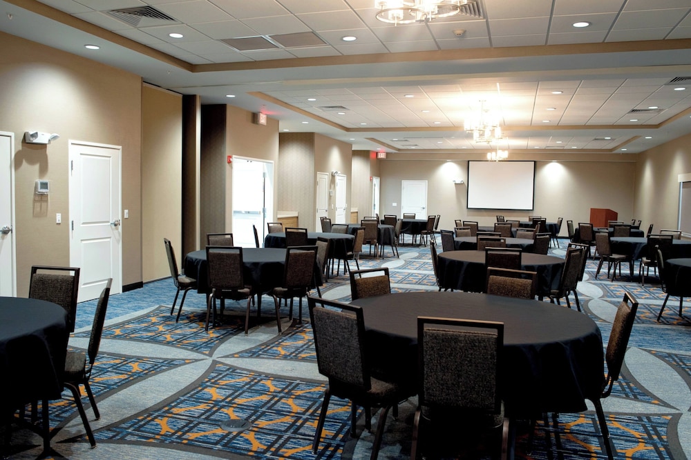 TownePlace Suites by Marriott Ames - photo 68
