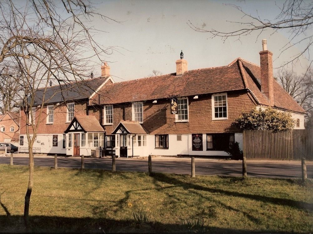 Eight Bells Hotel — hotel in Hawkhurst